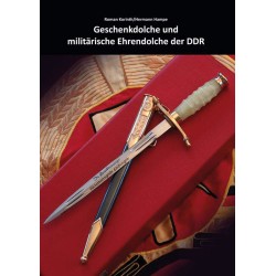 Geschenkdolche und militärische Ehrendolche der DDR