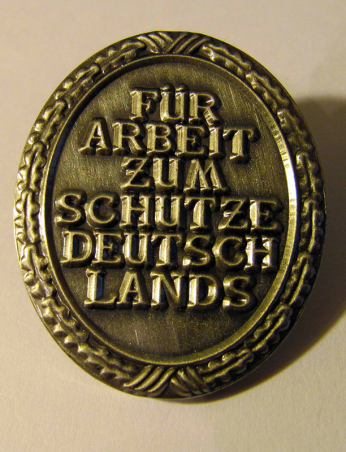 "Für Arbeit zum Schutze Deutschlands"