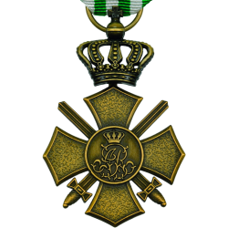 Sachsen Königreich Ehrenkreuz mit Schwertern und Krone