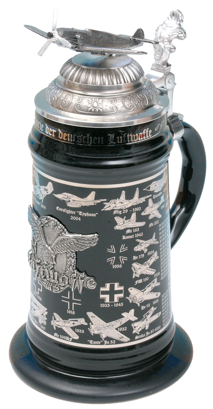 Porzellankrug „Die deutsche Luftwaffe“