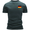 "Deutschland-Flagge auf der Brust"
